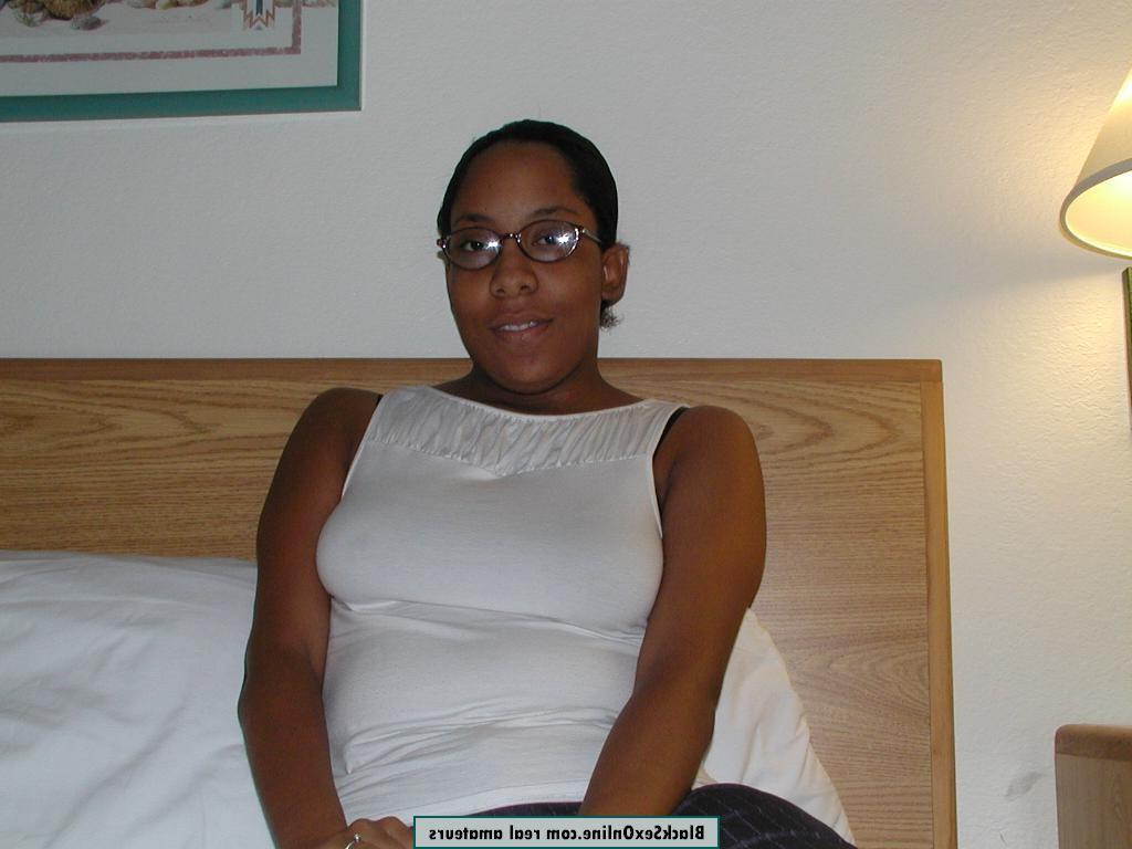 12P black amateur first time ever caught on video xxx