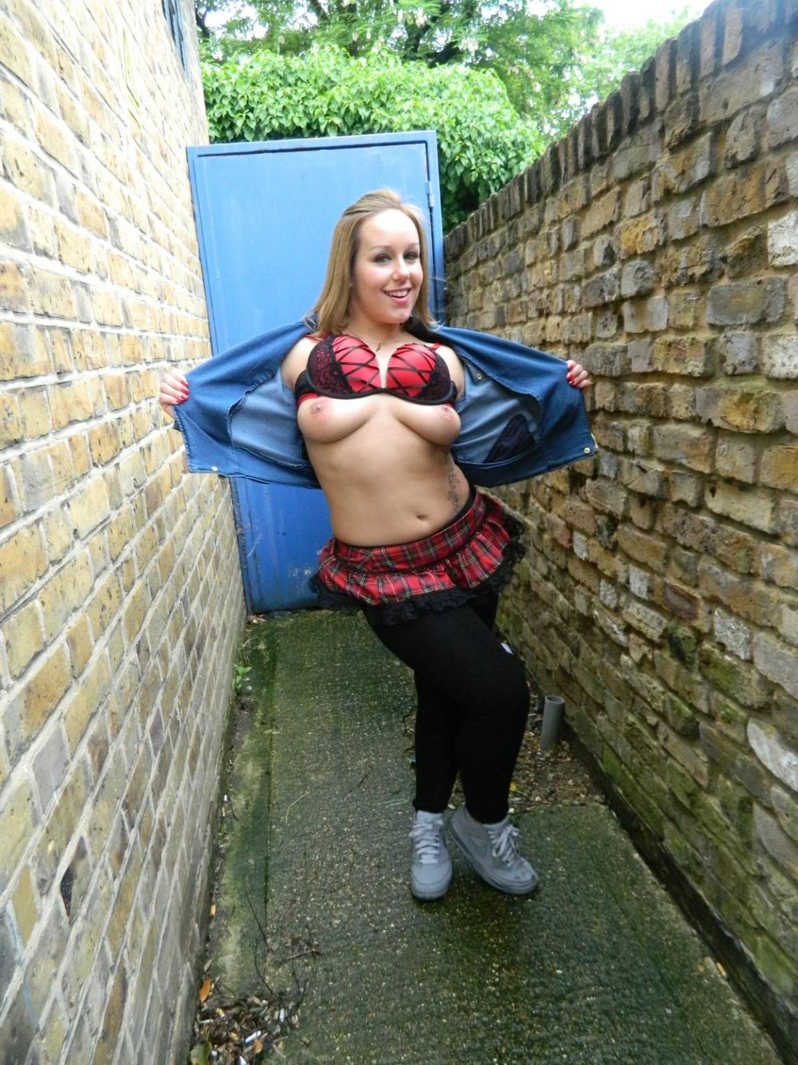 16P Sexy Ashley Riders daring flashing and public exposure