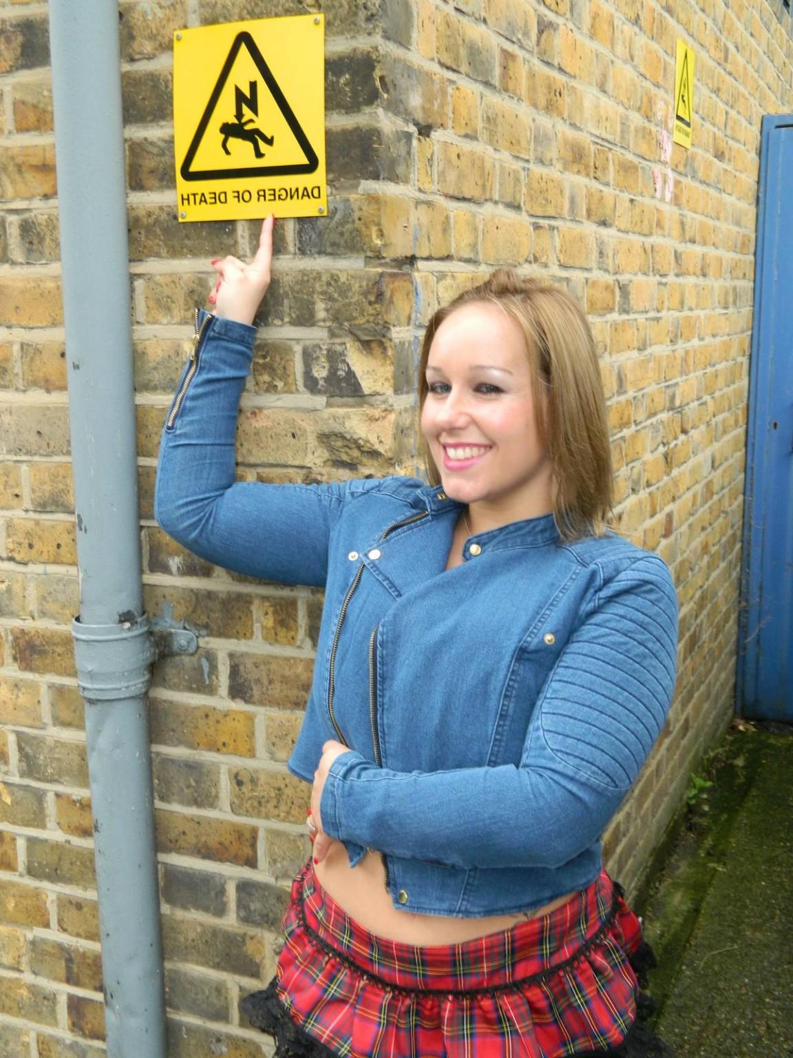 16P Sexy Ashley Riders daring flashing and public exposure