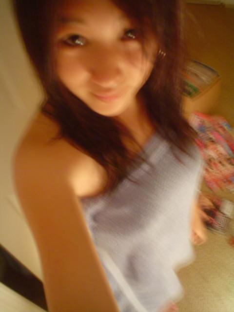 15P Little asian teen gfs posing for the camera