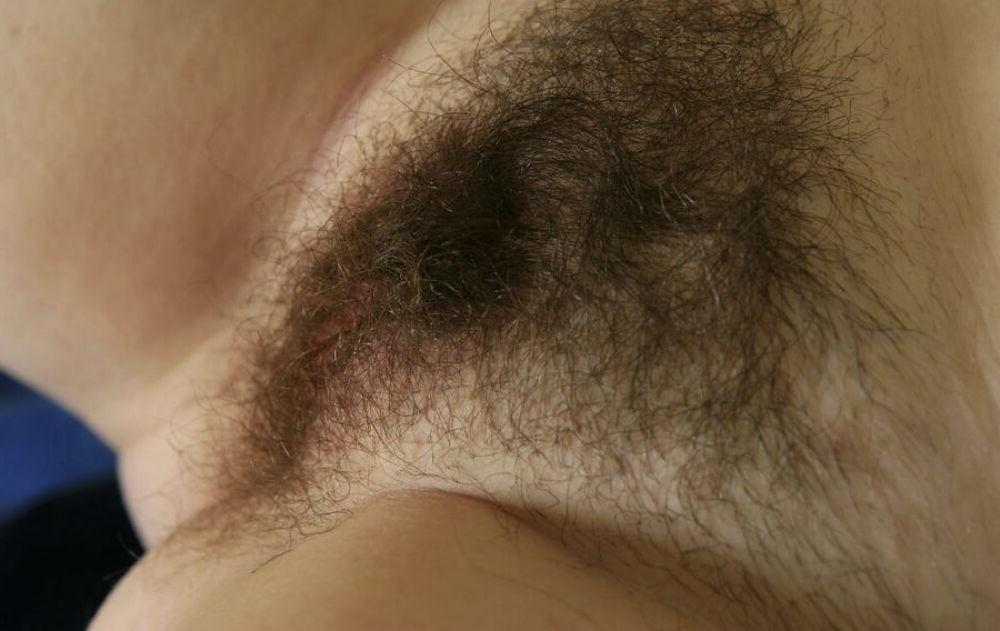 15P Hairy pussy gfs posing and fucking