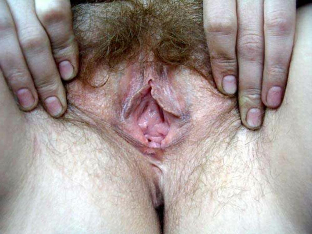15P Hairy pussy gfs posing and fucking