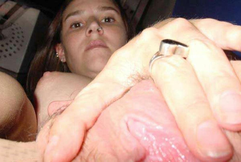 15P Hairy pussy gfs posing and fucking