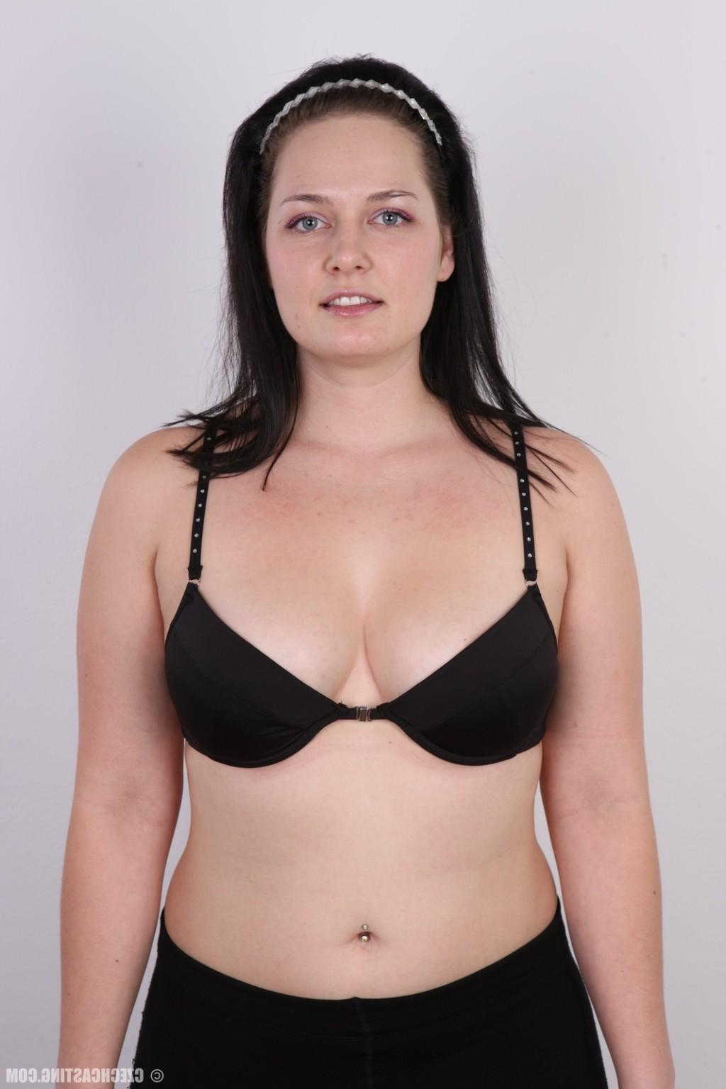 17P Chubby brunette poses naked