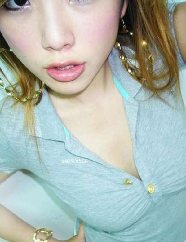 15P Little asian teen gfs posing for the camera