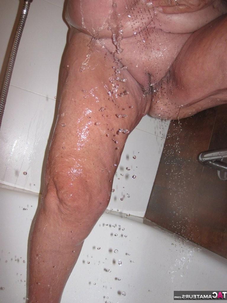 20P Shower time again for Grandma Libby