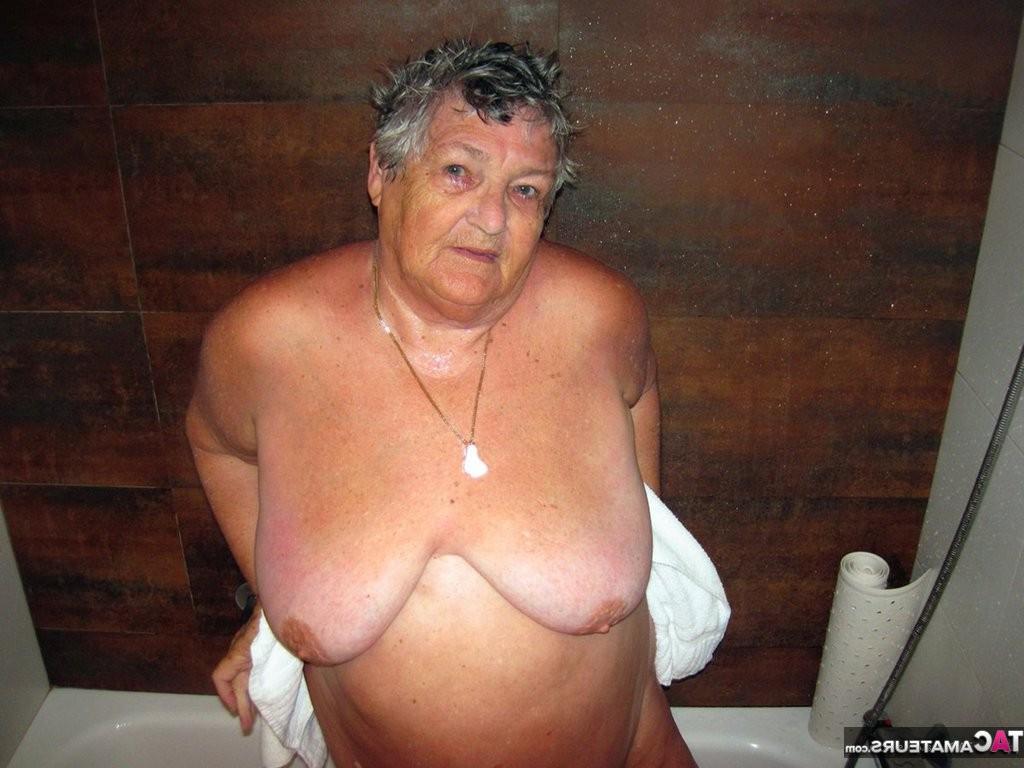 20P Shower time again for Grandma Libby
