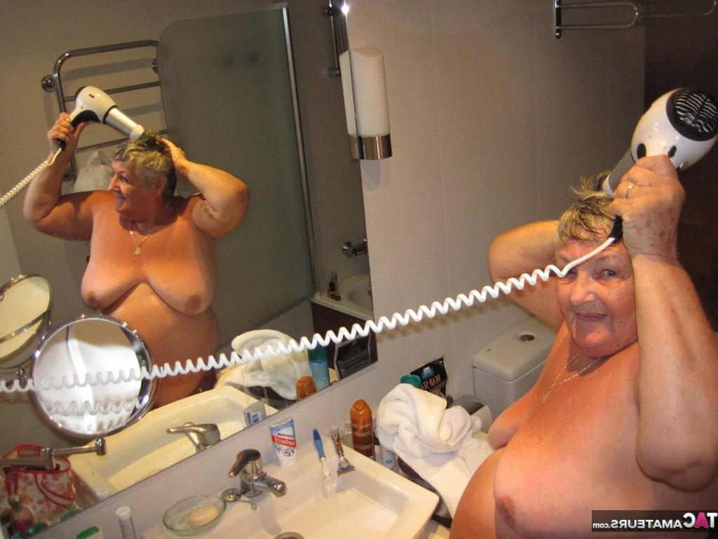20P Shower time again for Grandma Libby