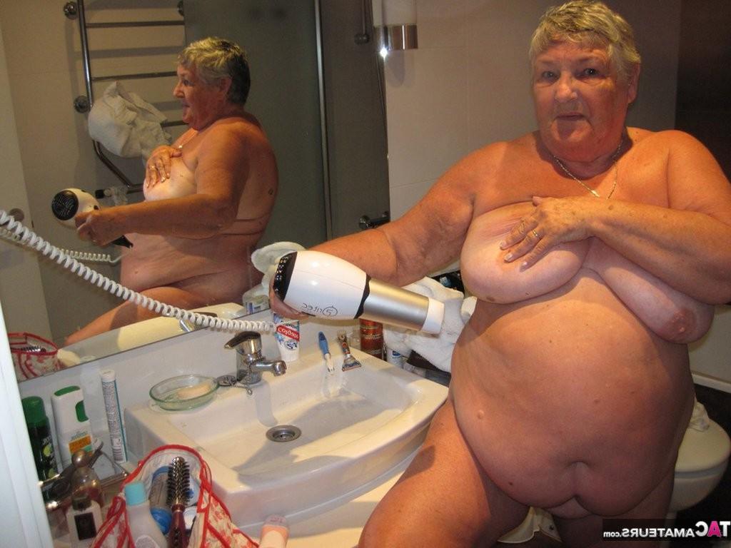 20P Shower time again for Grandma Libby