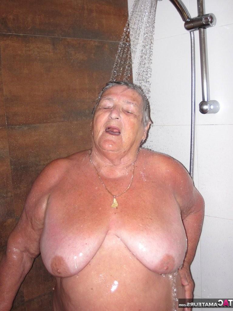 20P Shower time again for Grandma Libby