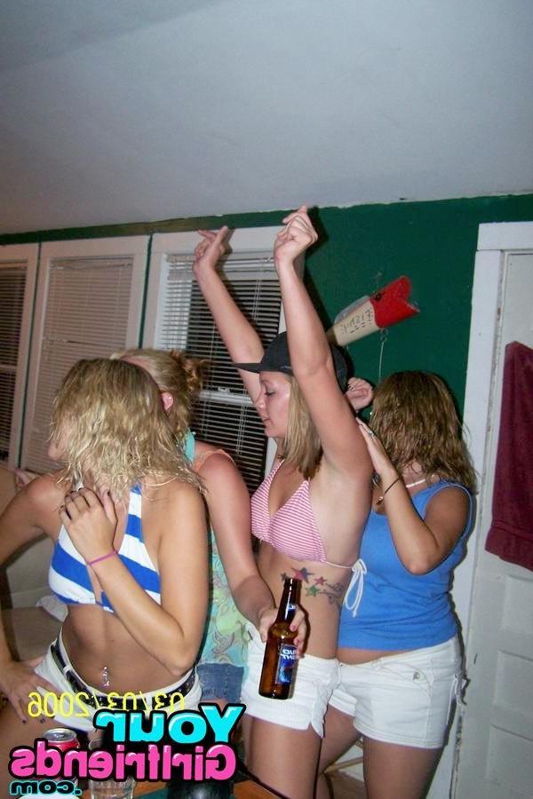 11P Hot girlfriends stripping, dancing and fucking their way into the night