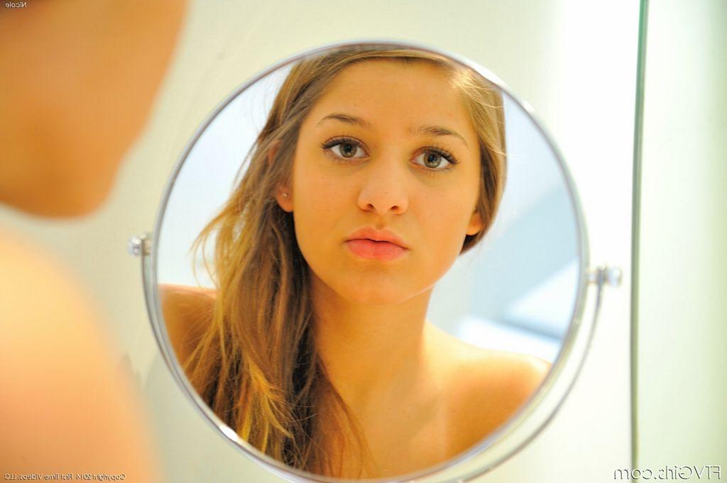 15P Darling teen flaunts her soft and smooth naked body