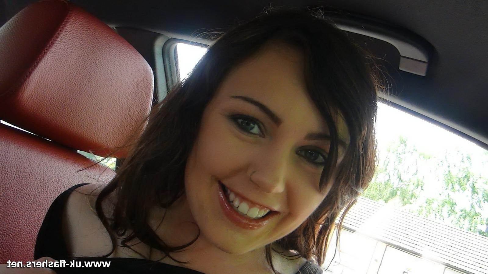 16P Cute amateur Kacie is out and about on a chilly November day