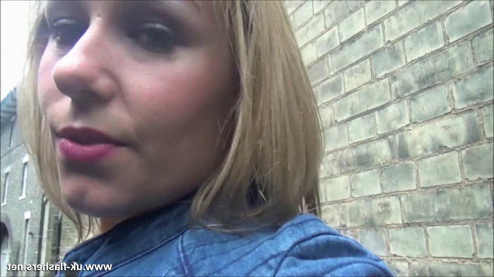 16P Amatuer cutie Ashley plays with her pussy and flashes her boobs 