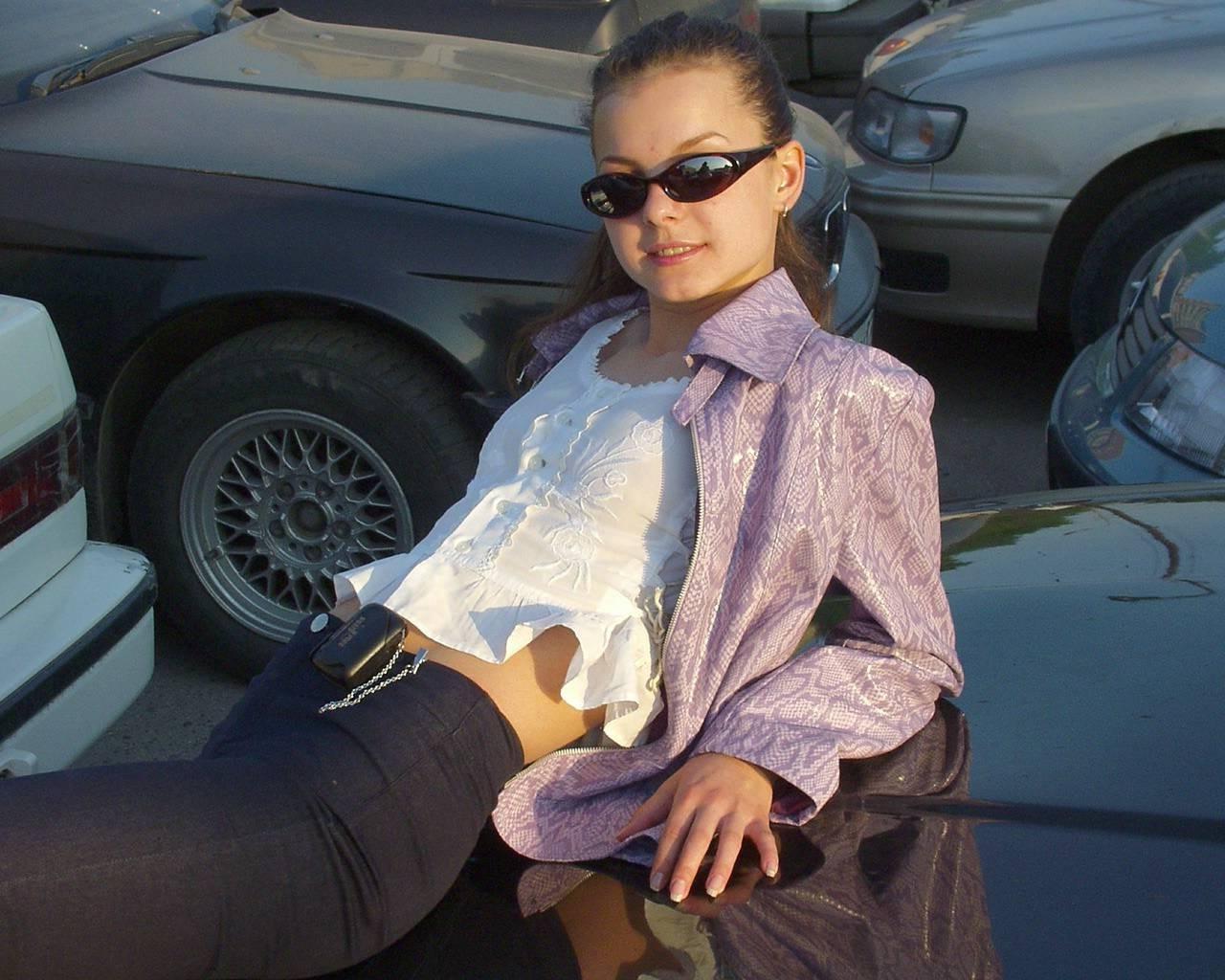 15P Cute amateur flasher Gila strips and exposes her firm tits