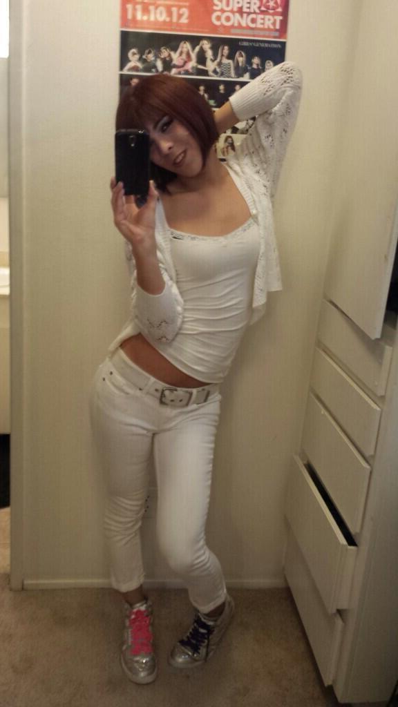 11P Cute tomboy shemale in random shots including nude cooking, pissing like a girl 