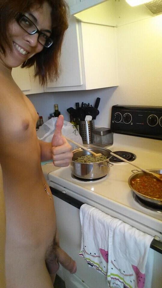 11P Cute tomboy shemale in random shots including nude cooking, pissing like a girl 