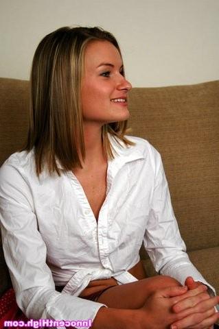 13P Jewel's pink pussy recieves some stiff tongue and hard dick