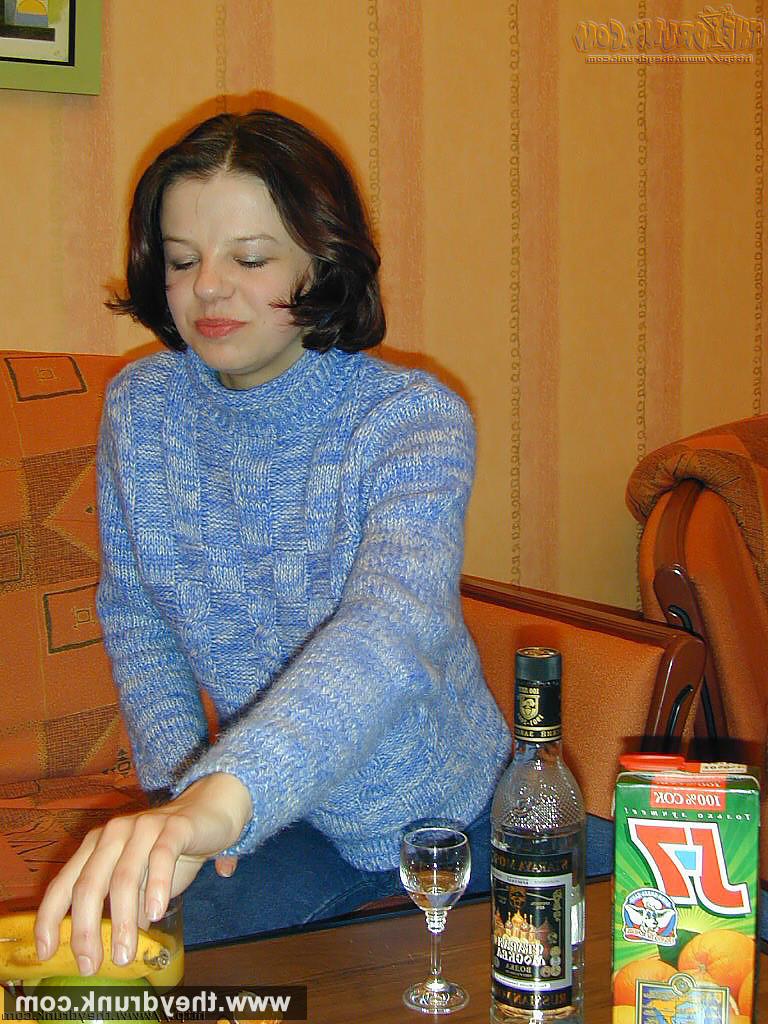 16P Drunk teen brunette Linda enjoys her amateur drinking then takes