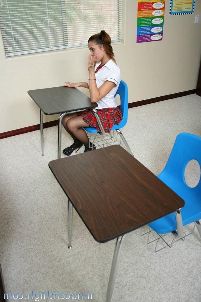 20P Spoiled shoolgirl makes her teacher eat her wet tight pussy