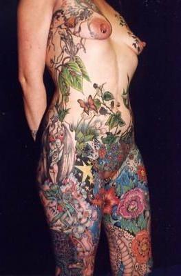 11P Extreme tattoo and piercing