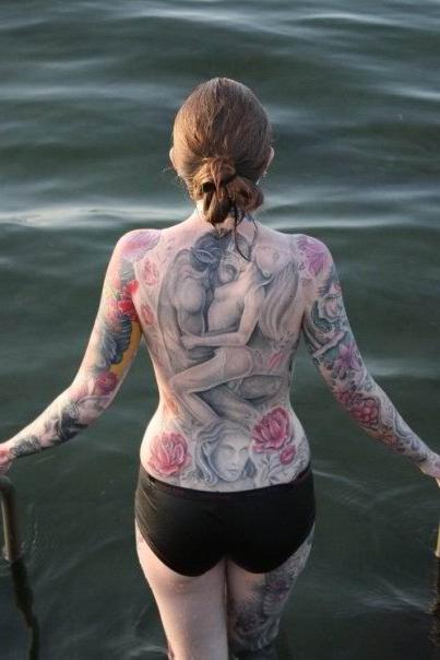 11P Extreme tattoo and piercing