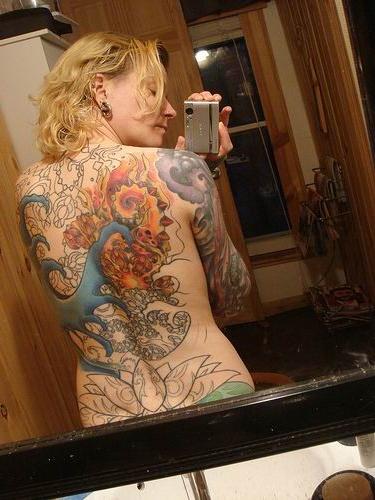 11P Extreme tattoo and piercing