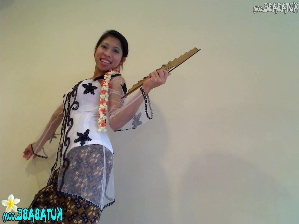 15P Asian Bali teen girl teasing