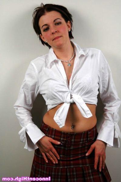 12P Cute chick gets dick plowed on the desk and chair