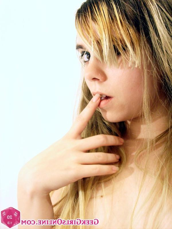 15P Hot nerdy geek girl