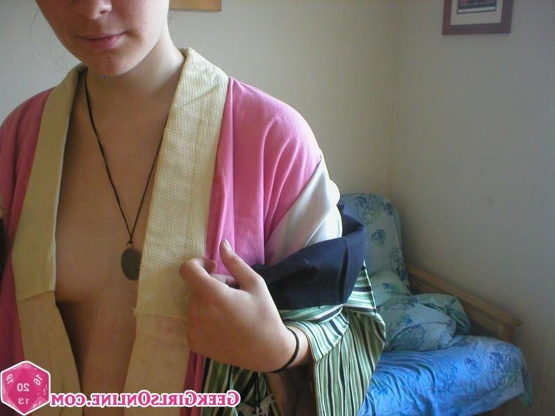 15P Hot nerdy geek girl
