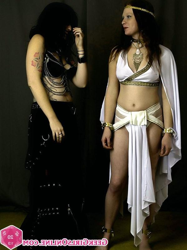 15P Hot nerdy geek chicks