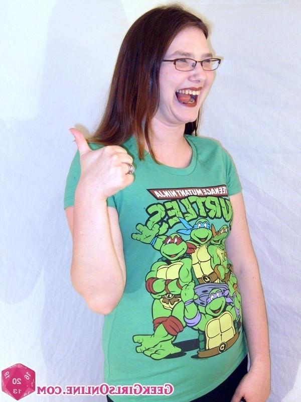 15P Hot nerdy geek chicks