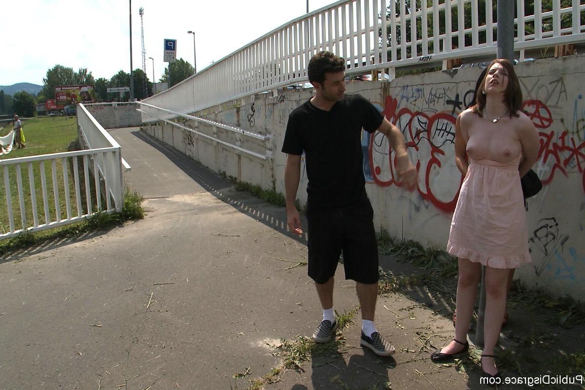 24P Sandra Romain is Dominating an Unsuspecting British Sub
