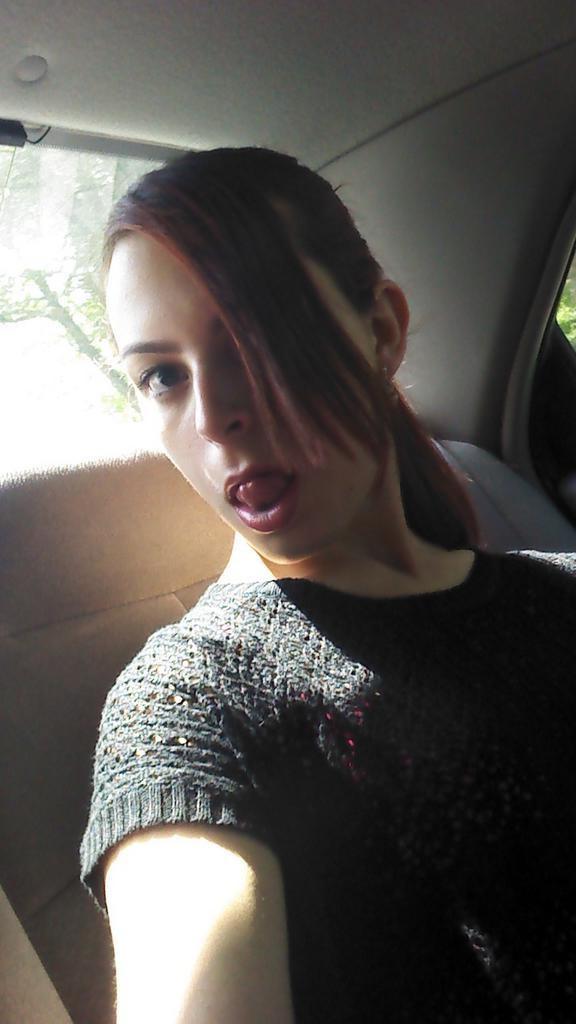 15P Redhead shemale trap