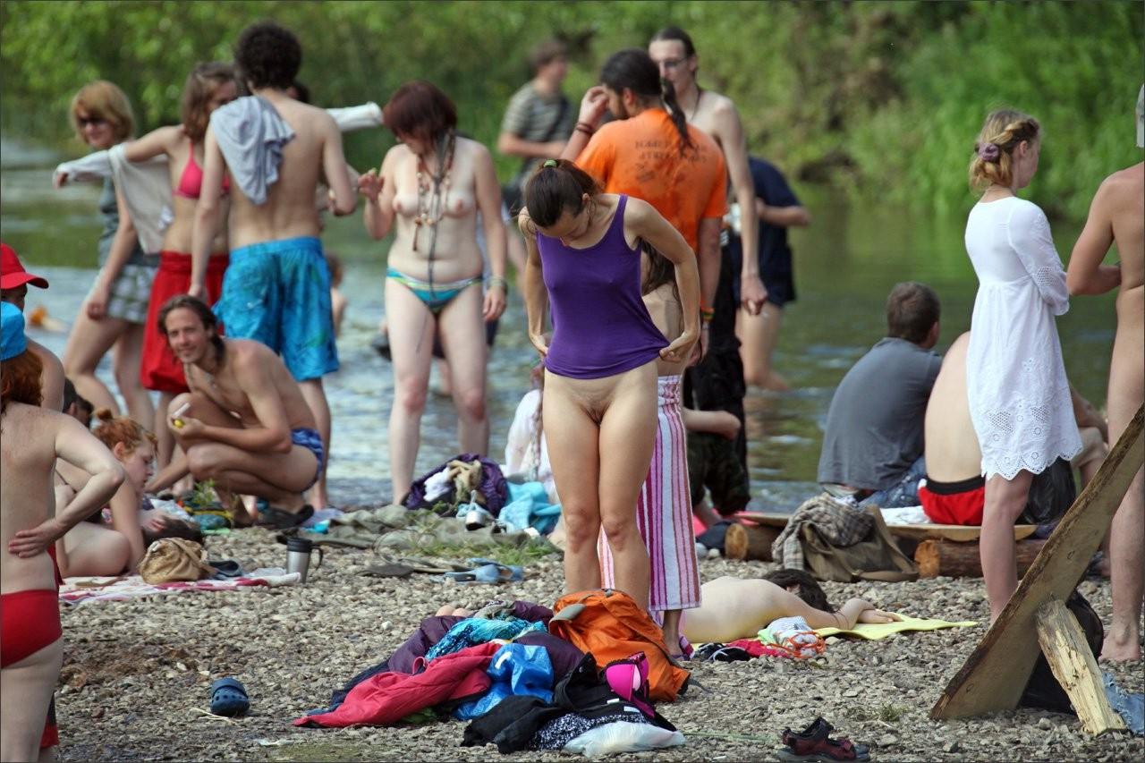 15P Amateur swinging nudists show off the goods in public