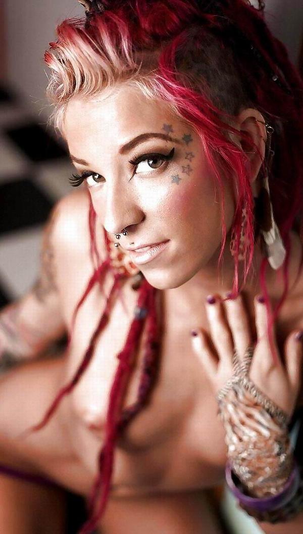 16P extremely tattooed ladies