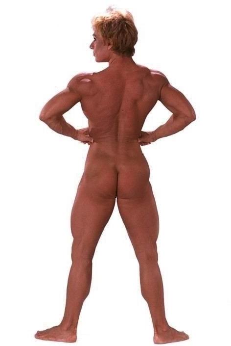 20P sexy muscular ladies shows their bodies
