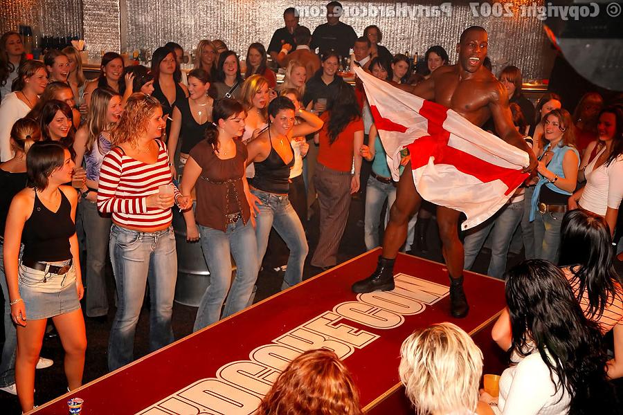 11P Party girls dancing and clawing at strippers
