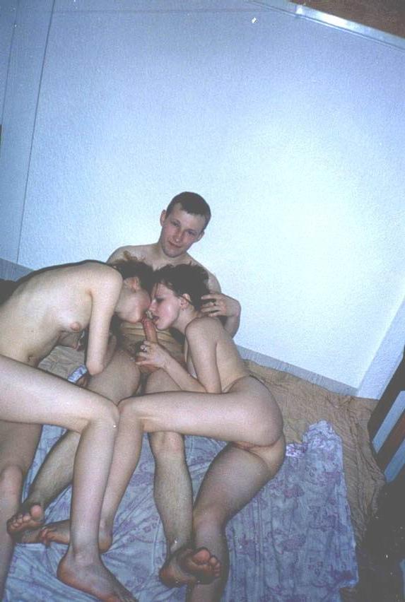 20P Retro russian amateur teens poser