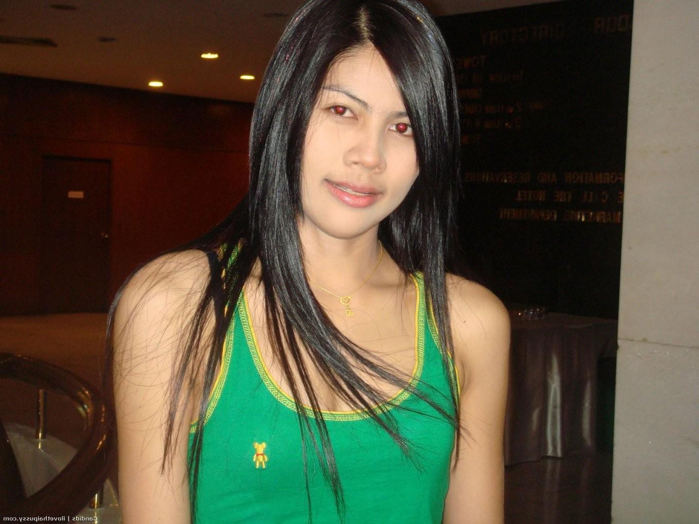 25P Horny Thai Whores fucked bareback doggy style face down ass up asian sluts