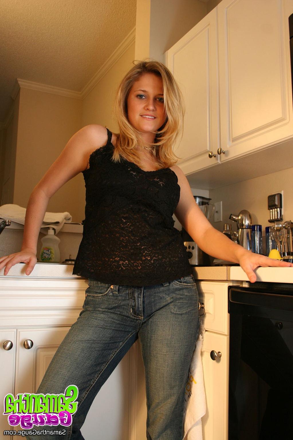 14P Sam gets wild in her Kitchen