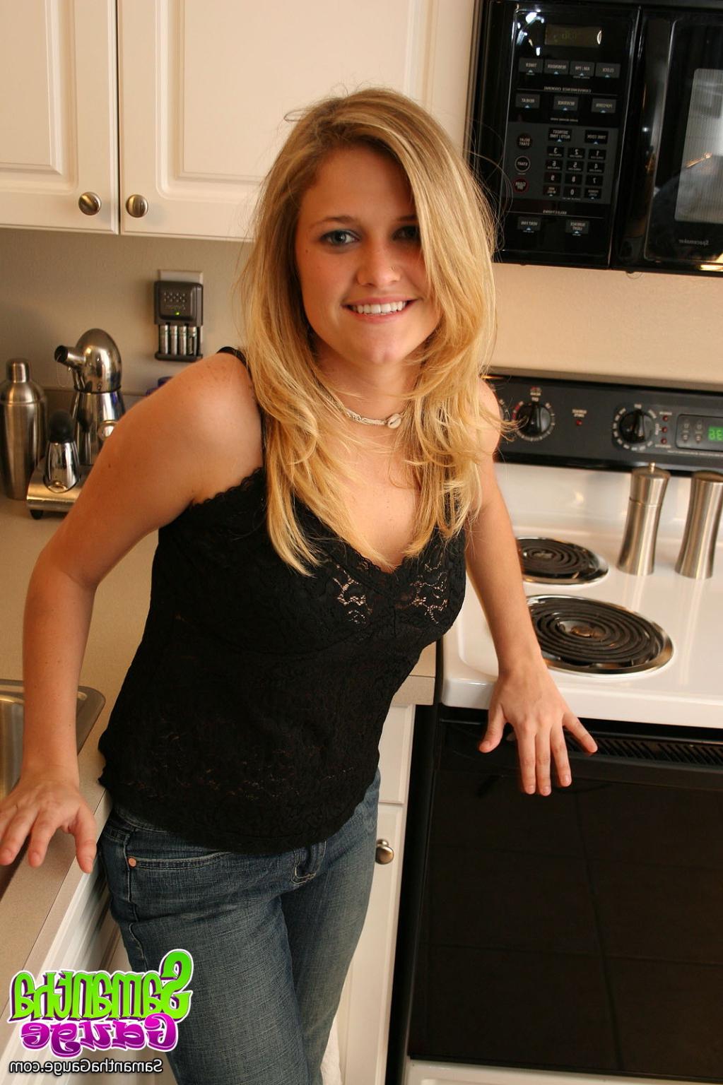 14P Sam gets wild in her Kitchen