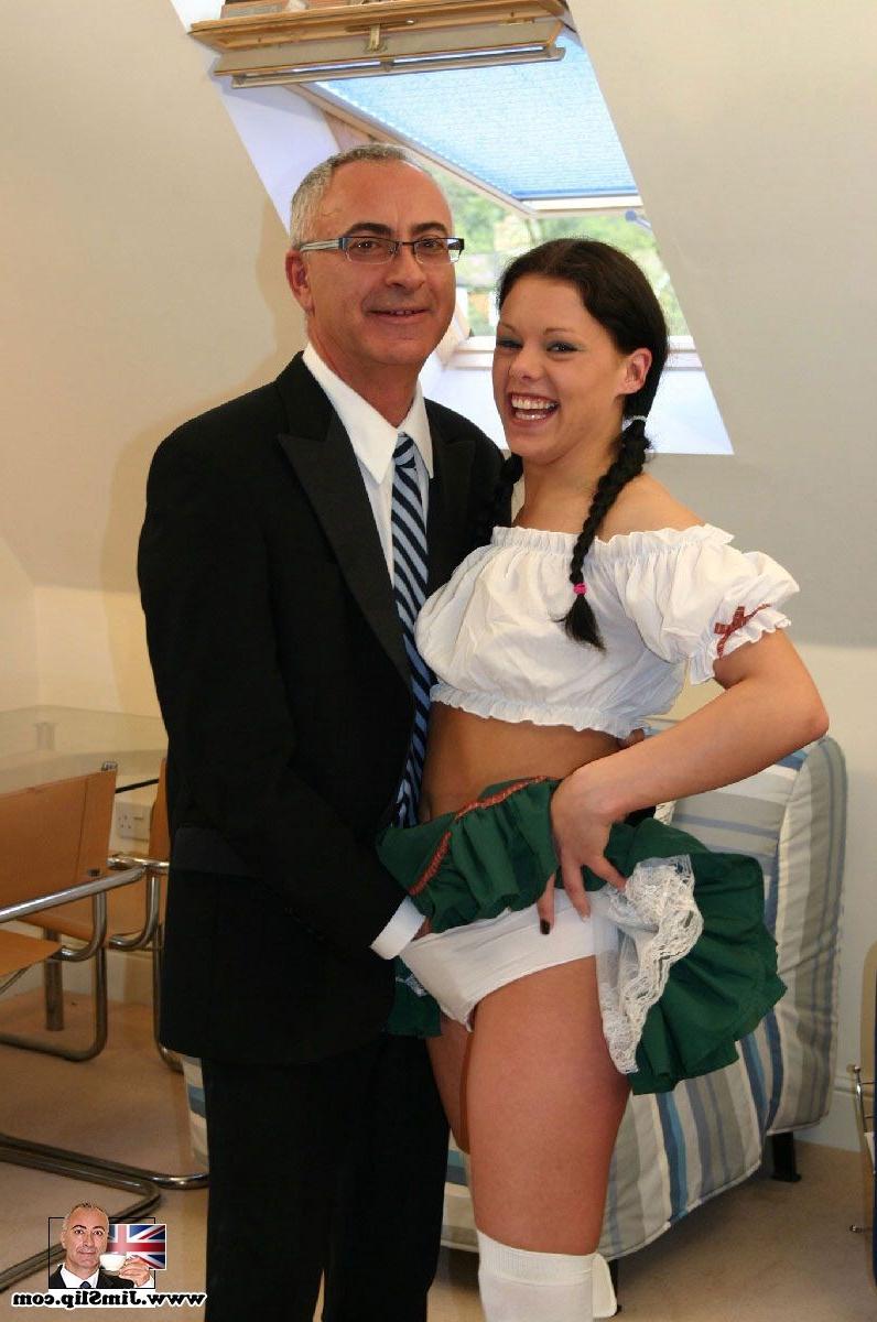 15P Dirty British slut boned hard by the horny senior Jimbo
