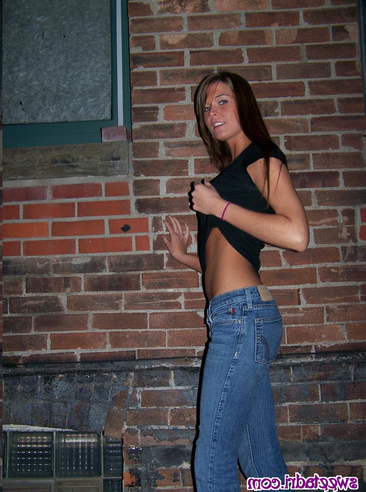 16P Sweet Adri in public alley showing her tits
