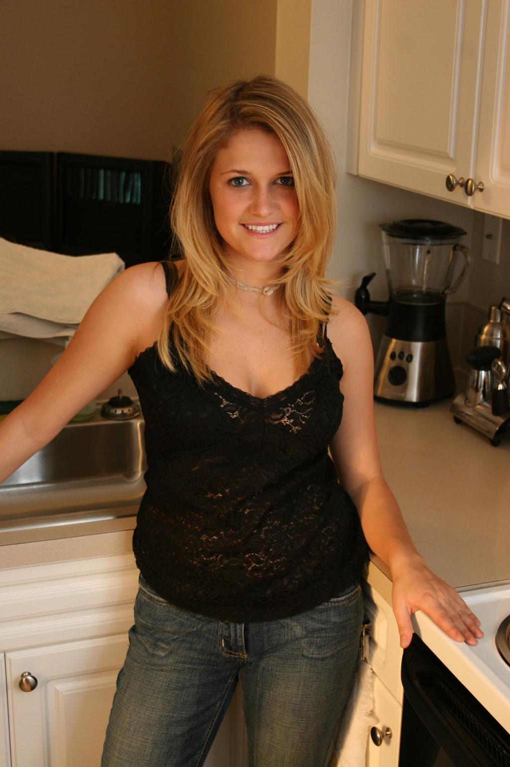 12P Sam in the Kitchen