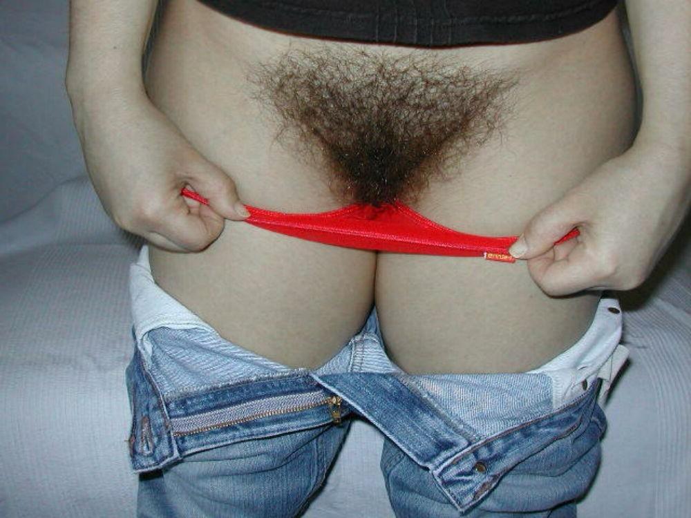 15P Hairy pussy gfs posing and fucking