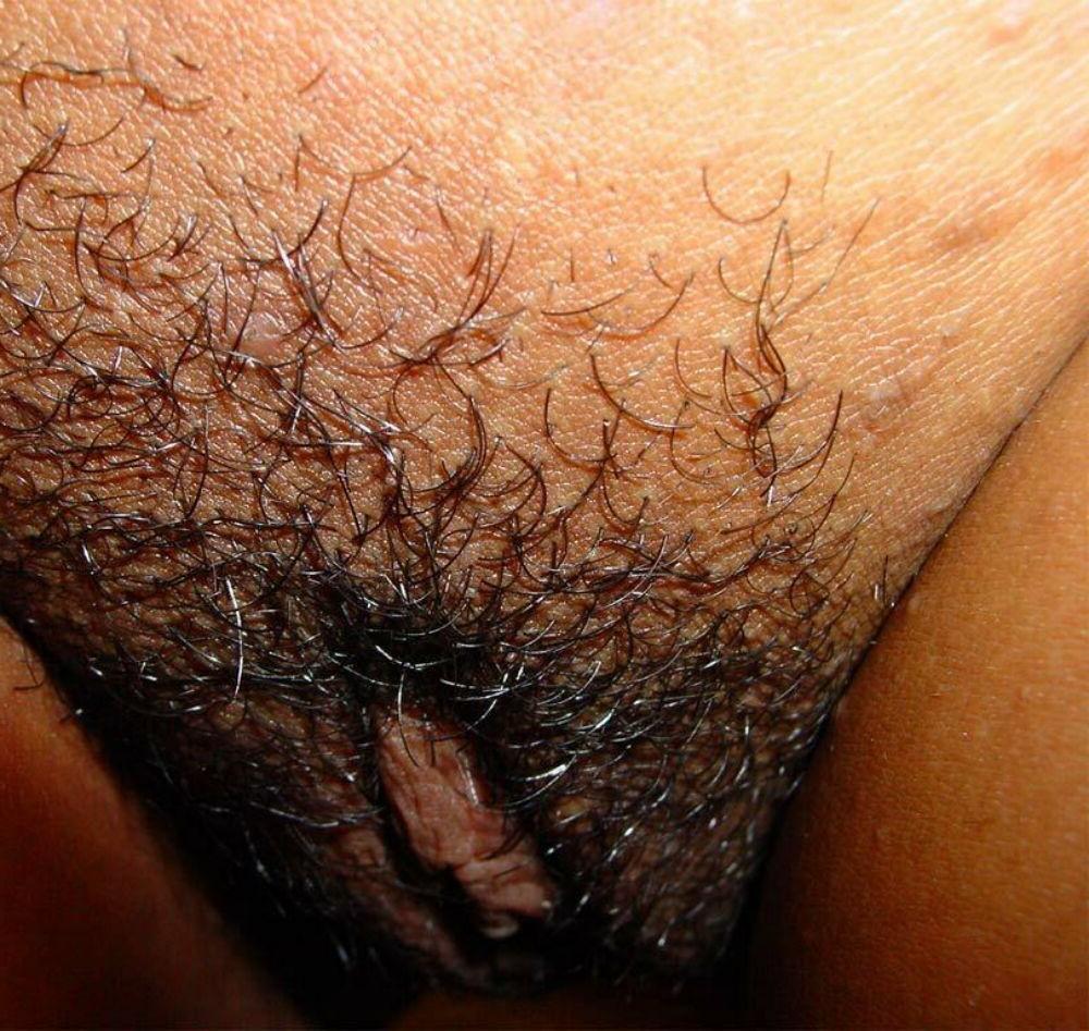 15P Hairy pussy gfs posing and fucking