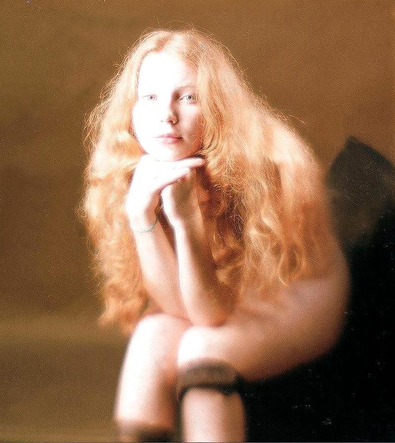 15P BEAUTIFUL AMATEUR REDHEAD TEEN