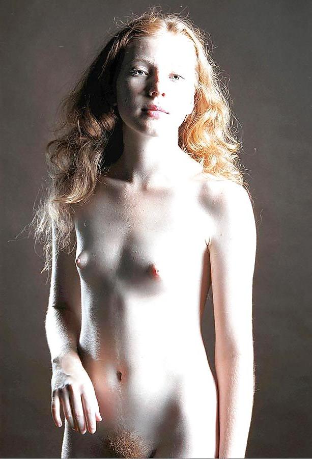 15P BEAUTIFUL AMATEUR REDHEAD TEEN